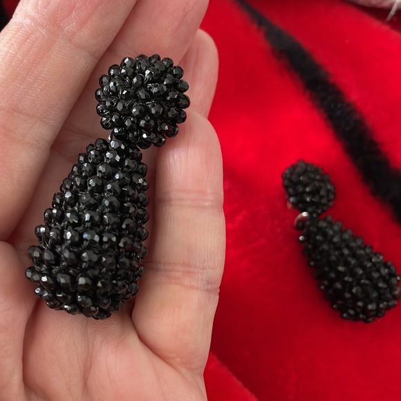 Stunning Pieced Earrings For Formal Dinner - Picture 4 of 5